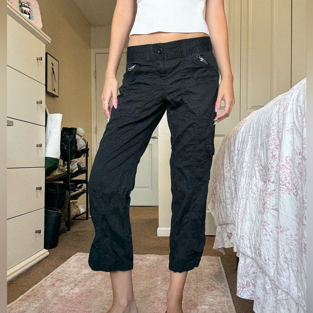 Casual Black Capri Cargo Pants for Women